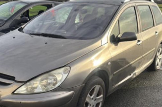Pare choc arriere PEUGEOT 307