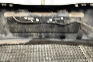 Pare choc arriere RENAULT CLIO 3