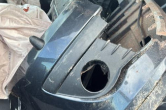 Pare choc arriere RENAULT CLIO 3