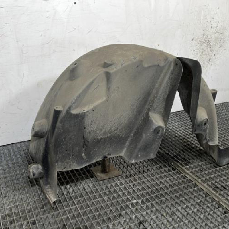 Pare boue arriere droit RENAULT CLIO 4 Photo n°3