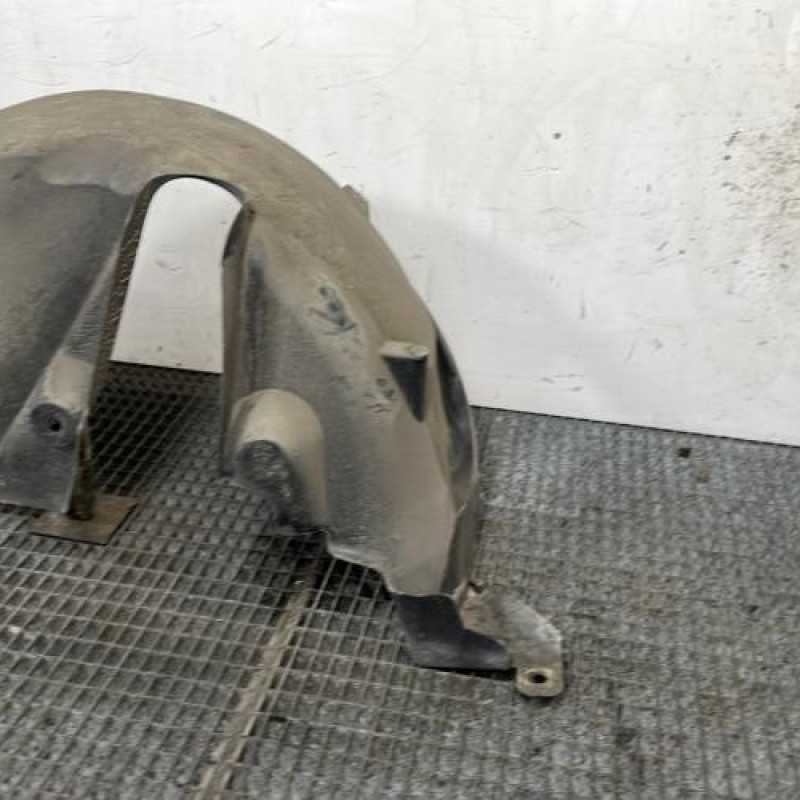 Pare boue arriere droit RENAULT CLIO 4 Photo n°4