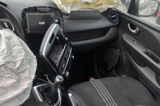 Pare boue arriere droit RENAULT CLIO 4