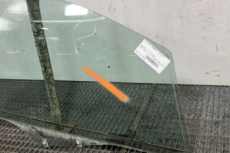 Vitre avant droit PEUGEOT 207