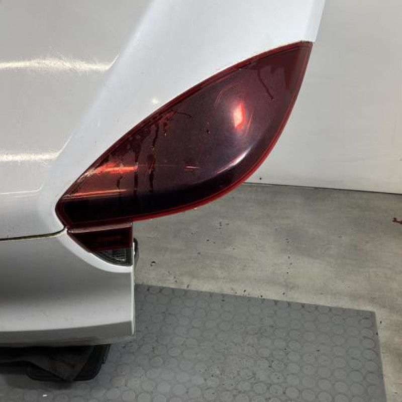 Malle/Hayon arriere RENAULT MEGANE 3 Photo n°5