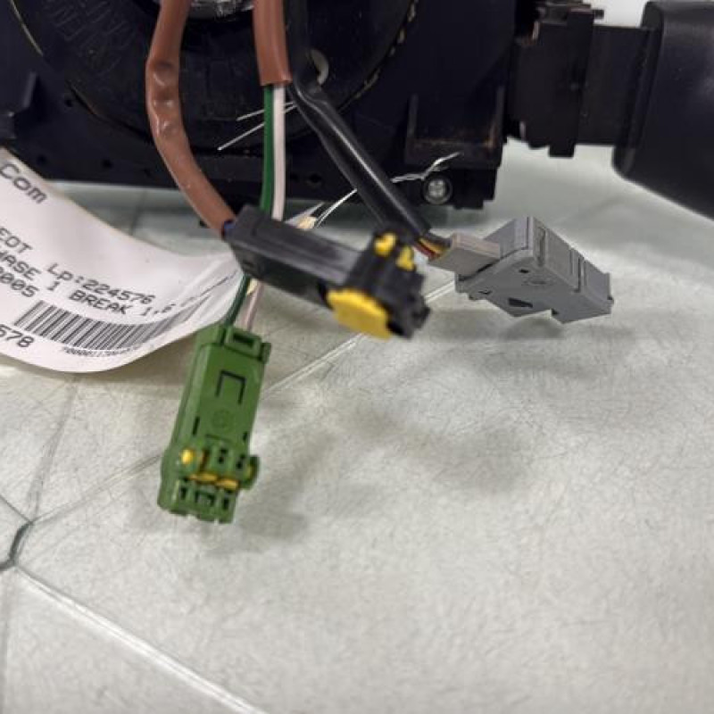 Com (Bloc Contacteur Tournant+Commodo Essuie Glace+Commodo Phare) PEUGEOT 407 Photo n°4