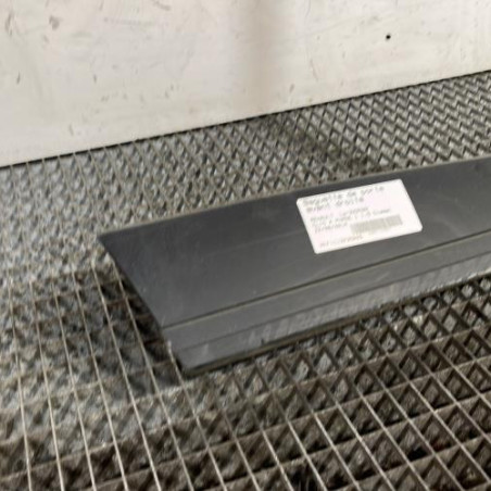 Baguette de porte avant droite RENAULT CLIO 4