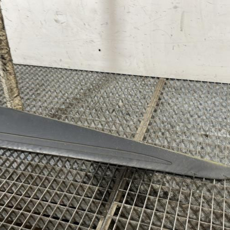 Baguette de porte avant droite RENAULT CLIO 4 Photo n°3