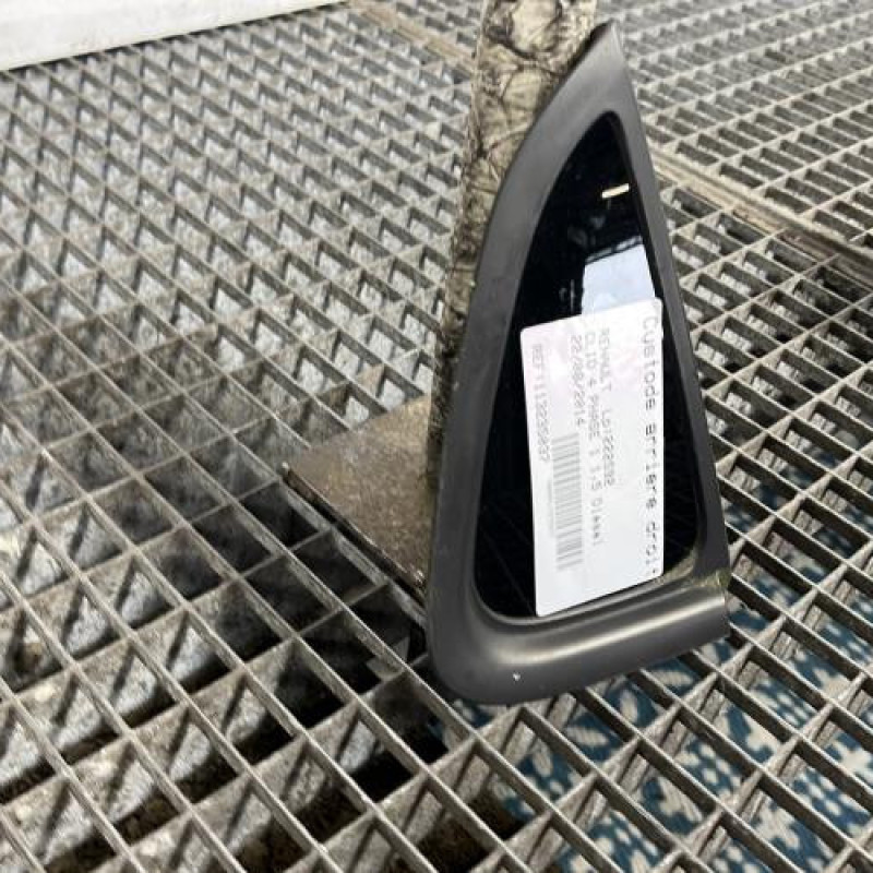 Custode arriere droit RENAULT CLIO 4 Photo n°3