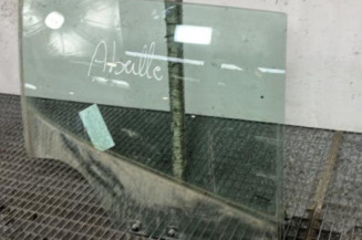 Vitre arriere droit RENAULT CLIO 4