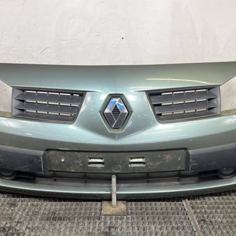 Pare choc avant RENAULT MEGANE 2 Photo n°1