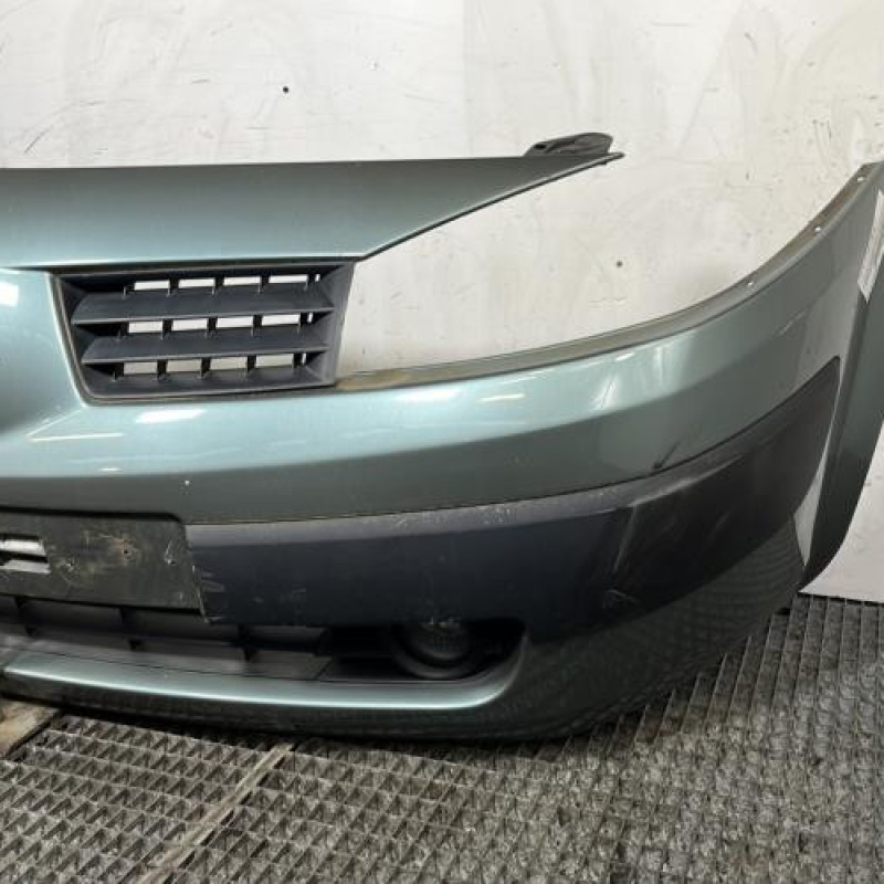 Pare choc avant RENAULT MEGANE 2 Photo n°3