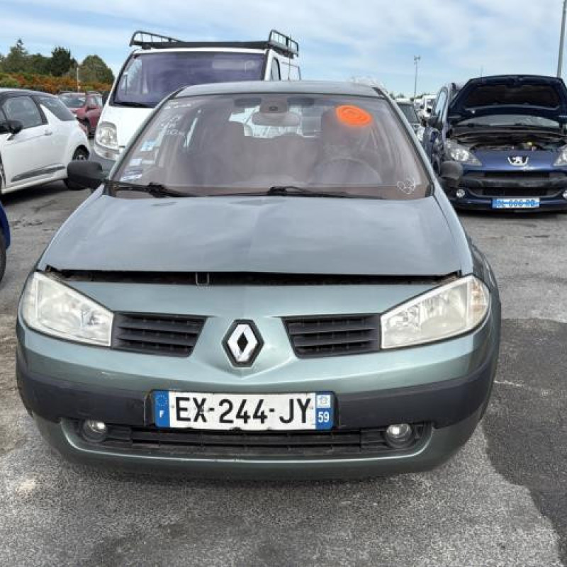Pare choc avant RENAULT MEGANE 2 Photo n°14