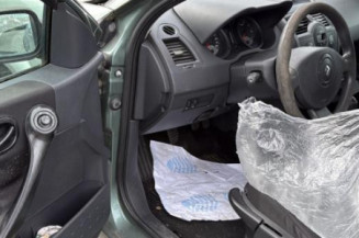 Pare choc avant RENAULT MEGANE 2