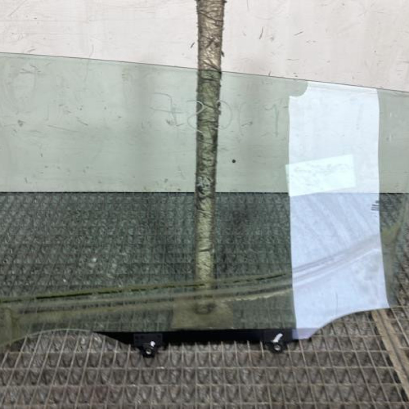 Vitre arriere droit NISSAN MICRA 5 Photo n°4