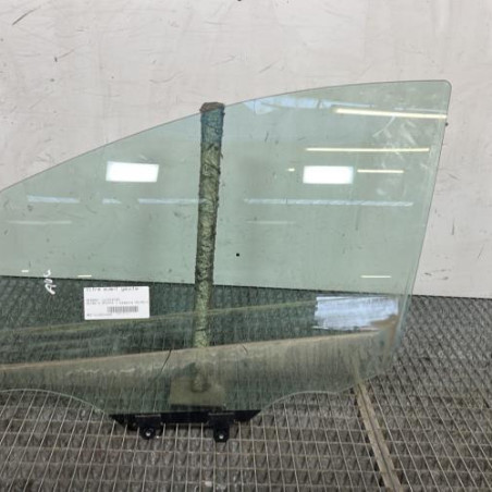Vitre avant gauche NISSAN MICRA 5 Photo n°1