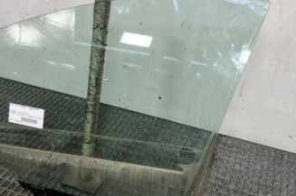 Vitre avant gauche NISSAN MICRA 5