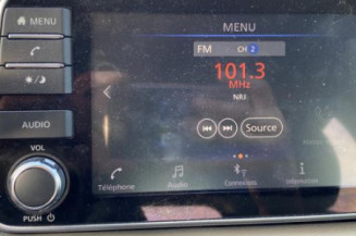 Vitre avant gauche NISSAN MICRA 5