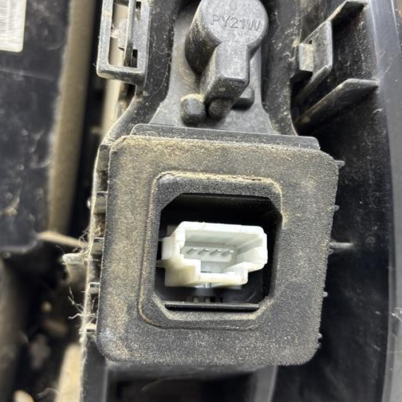 Feu arriere principal gauche (feux) RENAULT SCENIC 3 Photo n°7