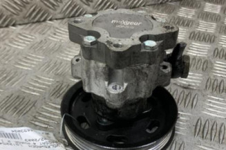 Pompe de direction VOLKSWAGEN PASSAT 4 Photo n°1