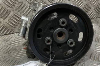 Pompe de direction VOLKSWAGEN PASSAT 4