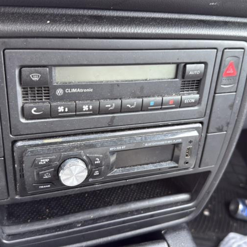 Pompe de direction VOLKSWAGEN PASSAT 4 Photo n°20