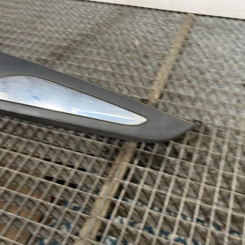 Baguette de porte arriere gauche  RENAULT CLIO 4 Photo n°3