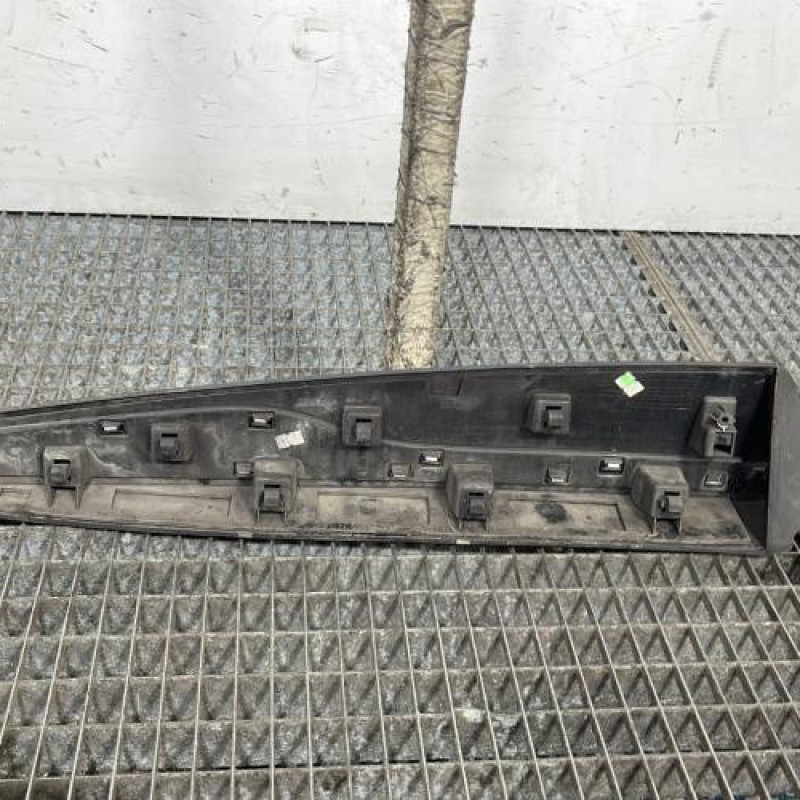 Baguette de porte arriere gauche  RENAULT CLIO 4 Photo n°4