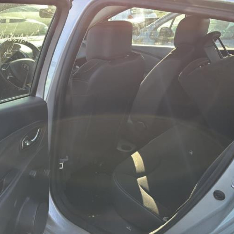 Vitre arriere droit RENAULT CLIO 4 Photo n°11