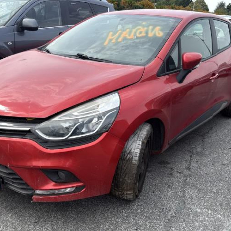 Pare boue arriere droit RENAULT CLIO 4 Photo n°7