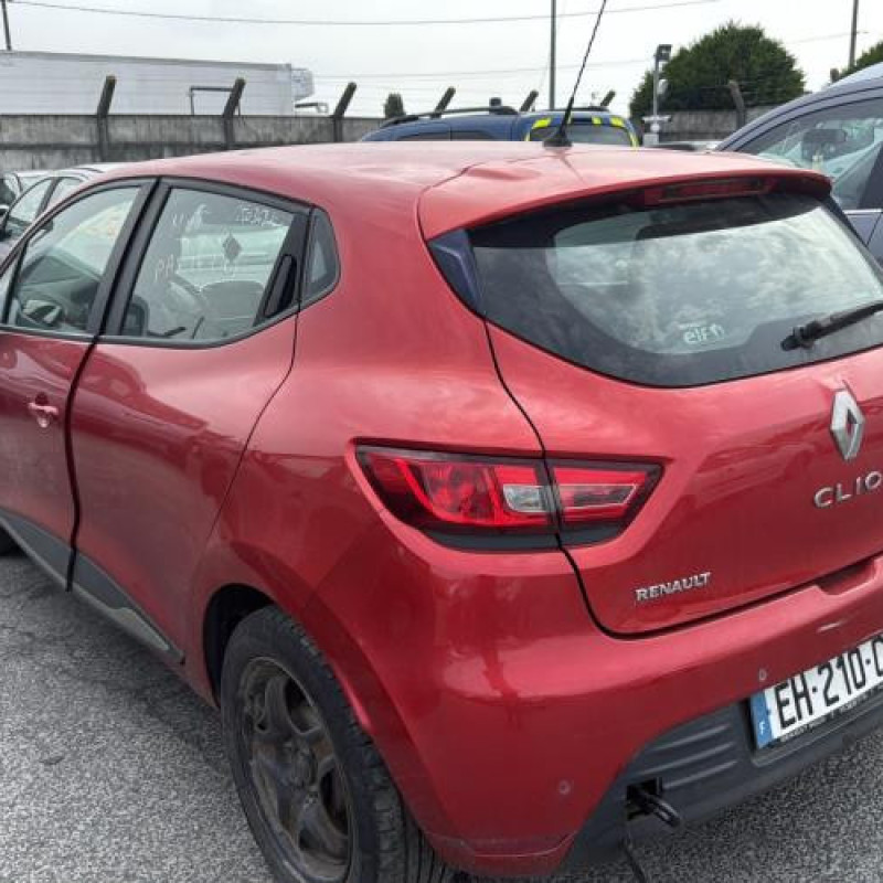 Plage arriere RENAULT CLIO 4 Photo n°10