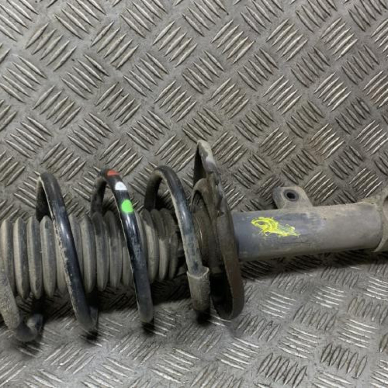 Amortisseur avant gauche PEUGEOT 3008 1 Photo n°1