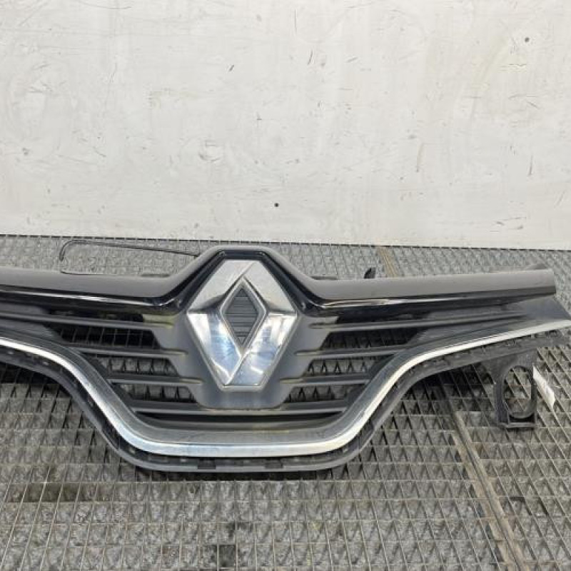 Calandre RENAULT CAPTUR 1 Photo n°1