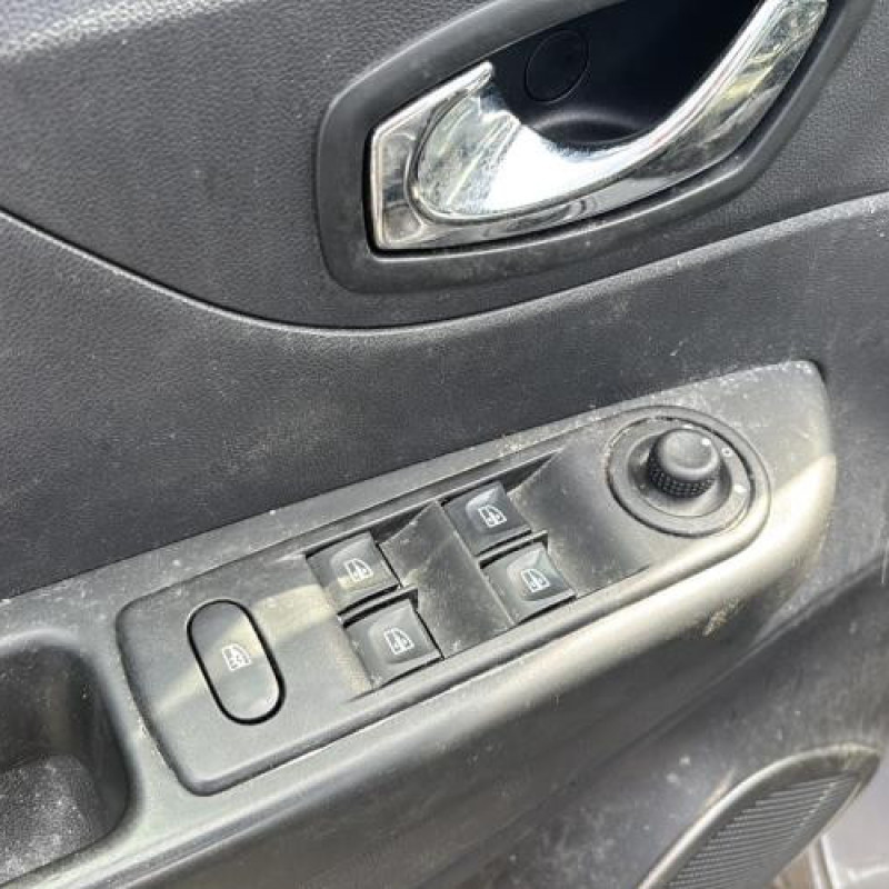 Pare choc arriere RENAULT CAPTUR 1 Photo n°18