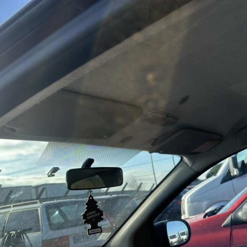 Aile avant droit RENAULT TWINGO 2 Photo n°17