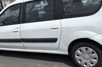 Moteur essuie glace avant DACIA LOGAN MCV 1