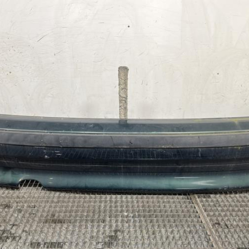 Pare choc arriere BMW SERIE 3 E36 Photo n°1