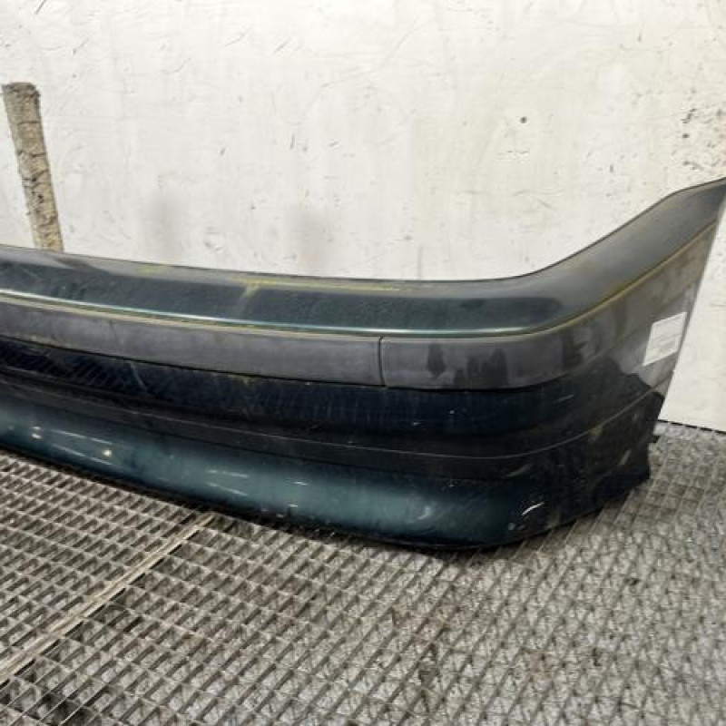 Pare choc arriere BMW SERIE 3 E36 Photo n°3