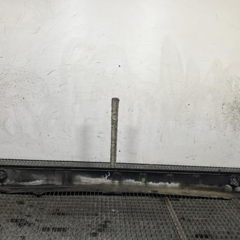 Bas de caisse gauche BMW SERIE 3 E36 Photo n°4