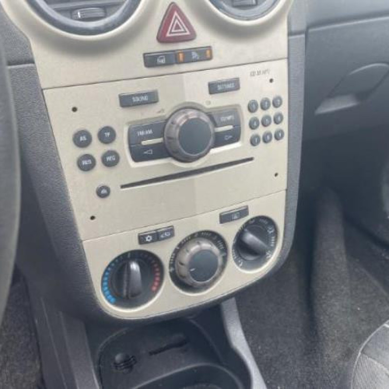 Capot OPEL CORSA D Photo n°10