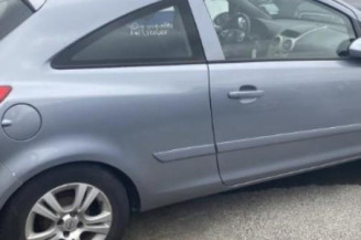 Malle/Hayon arriere OPEL CORSA D