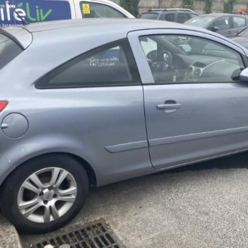 Malle/Hayon arriere OPEL CORSA D Photo n°8