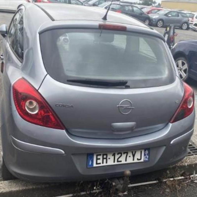 Malle/Hayon arriere OPEL CORSA D Photo n°20