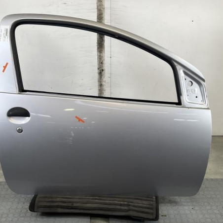 Porte avant droit TOYOTA AYGO 1 Photo n°1