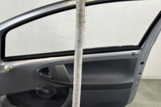 Porte avant droit TOYOTA AYGO 1