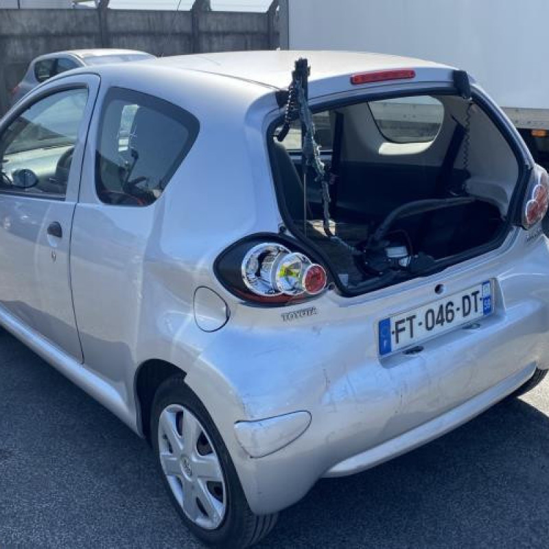 Porte avant droit TOYOTA AYGO 1 Photo n°12