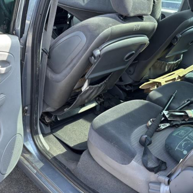 Aile avant gauche CITROEN XSARA PICASSO Photo n°17