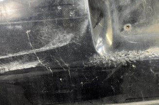 Pare choc arriere VOLKSWAGEN GOLF 4