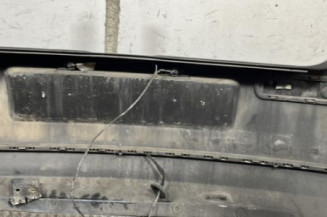 Pare choc arriere VOLKSWAGEN GOLF 4