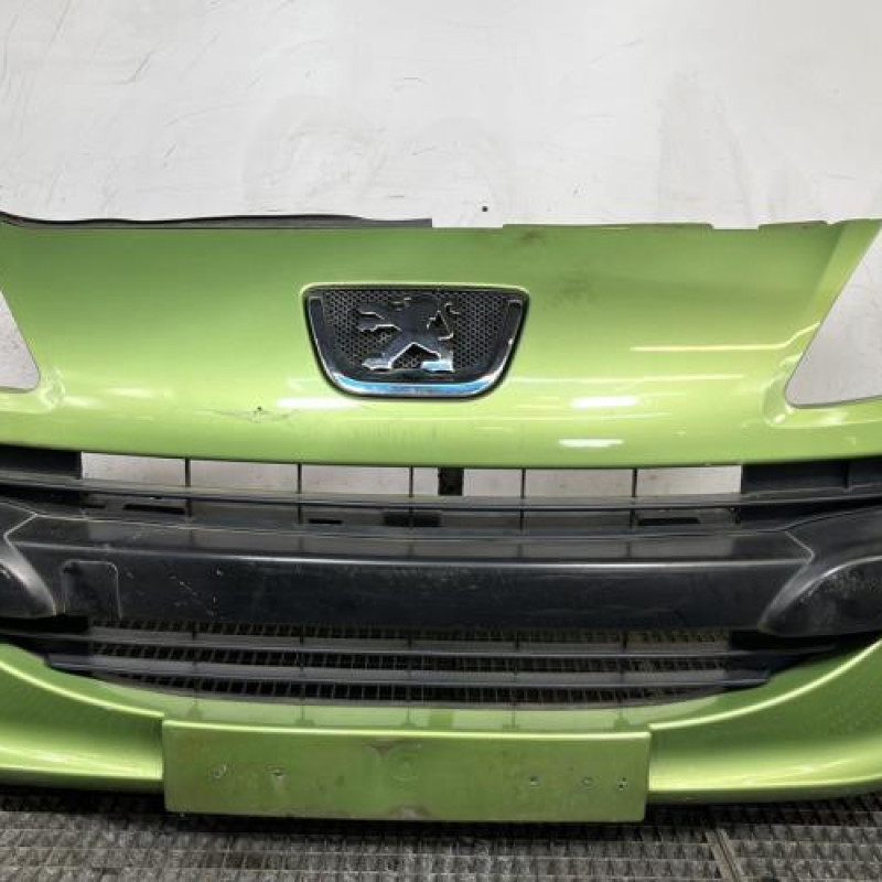 Pare choc avant PEUGEOT 1007 Photo n°1