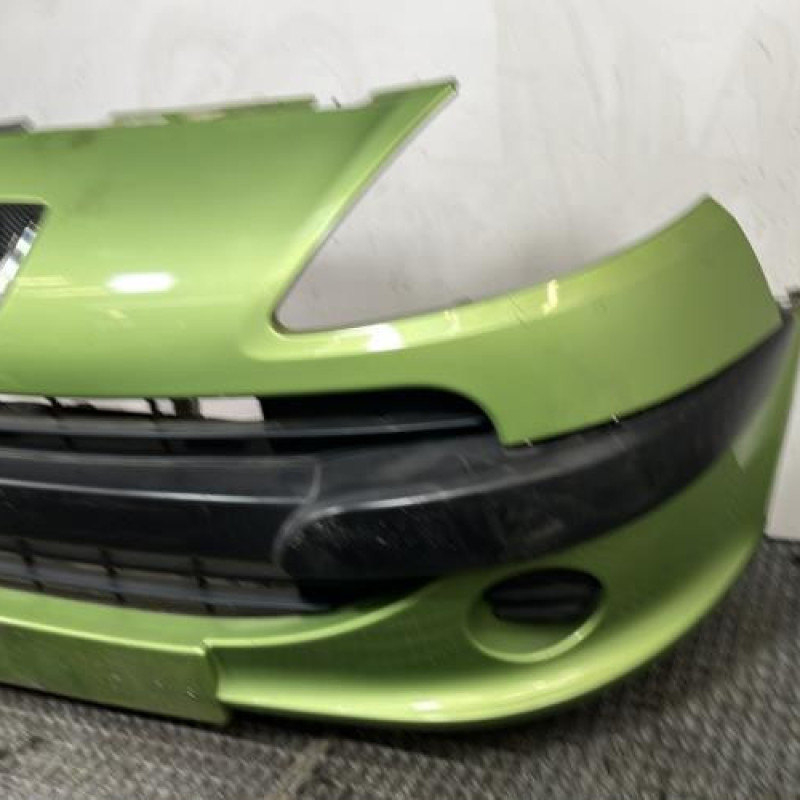 Pare choc avant PEUGEOT 1007 Photo n°3